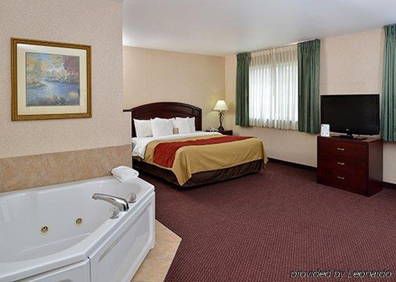 Quality & Near Hwy 61 Hotel Fort Madison