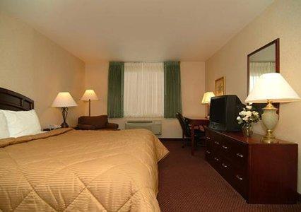 Quality & Near Hwy 61 Hotel