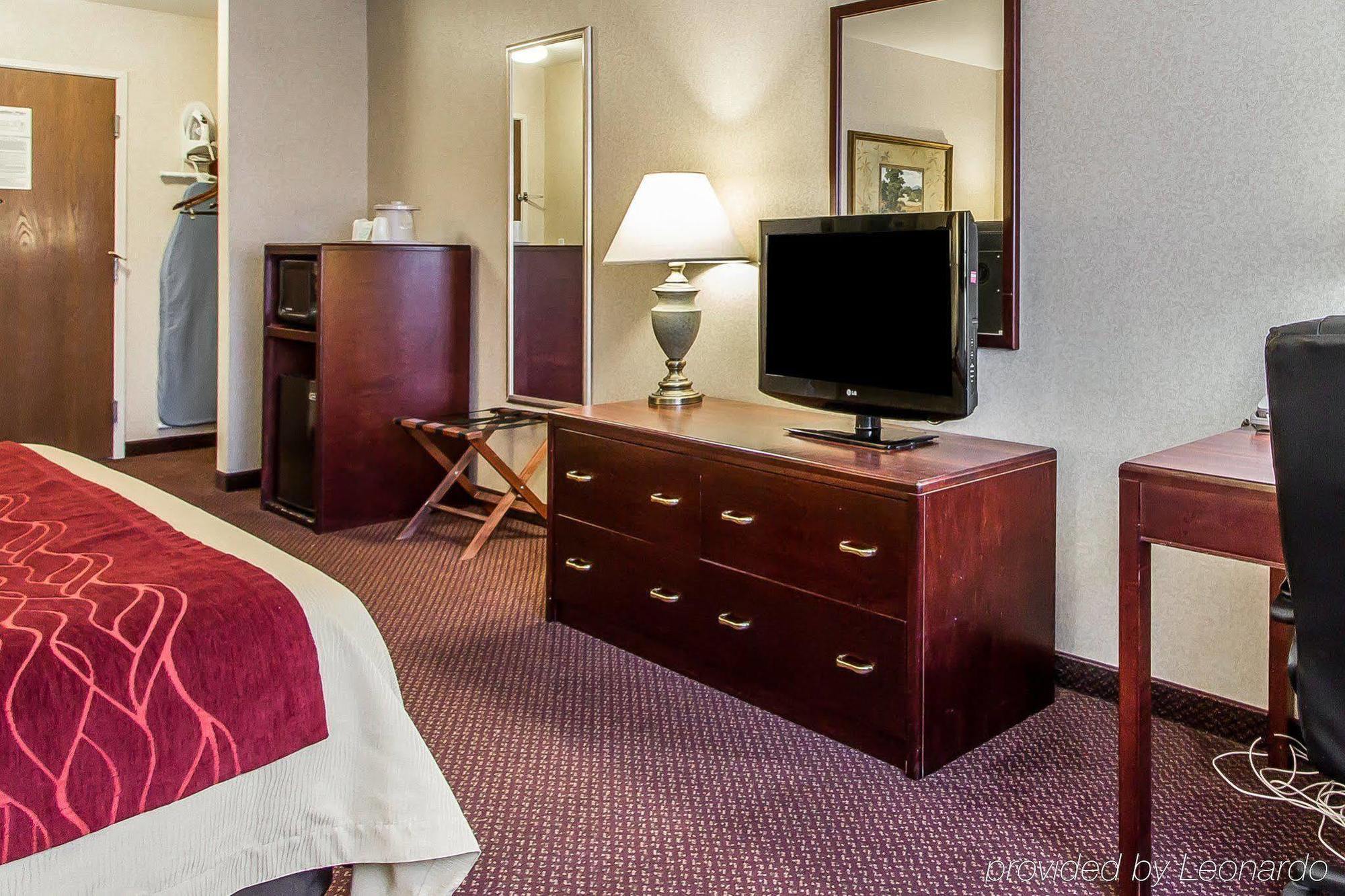Quality & Madison Near Hwy 61 Hotel Fort Madison