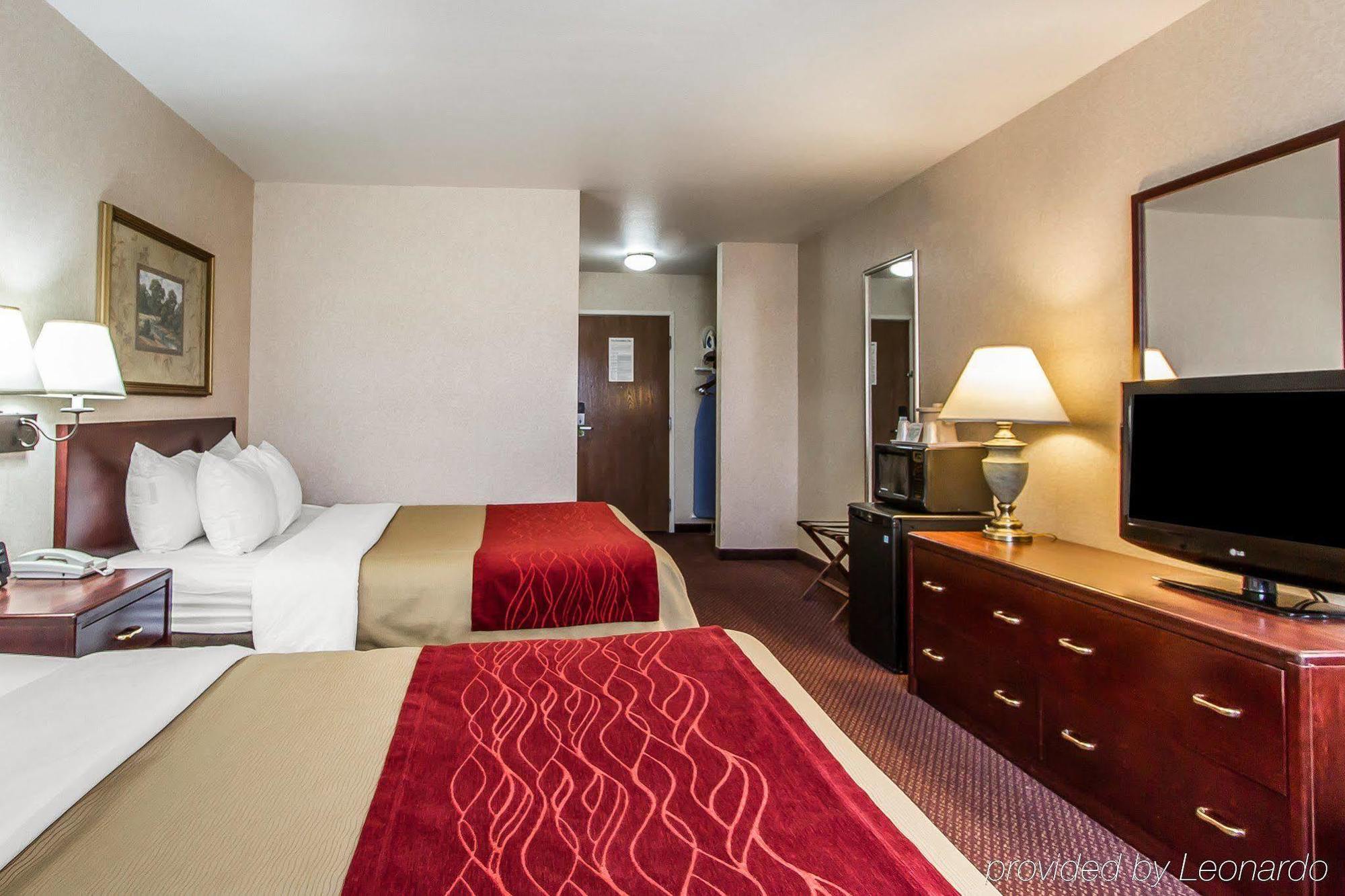 Quality & Madison Near Hwy 61 Hotel 3*